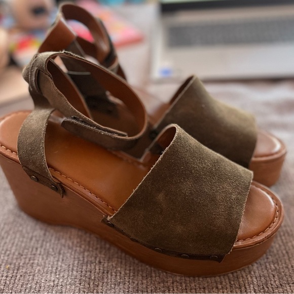 Franco sarto suede platform Strappy sandals size 8 - Picture 3 of 9